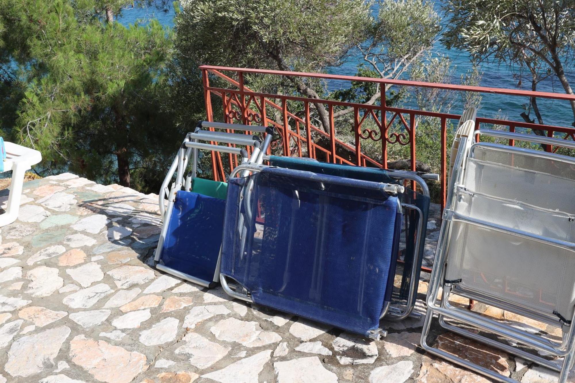 Δωμάτια Κόκκινος Πύργος Plomari Zewnętrze zdjęcie