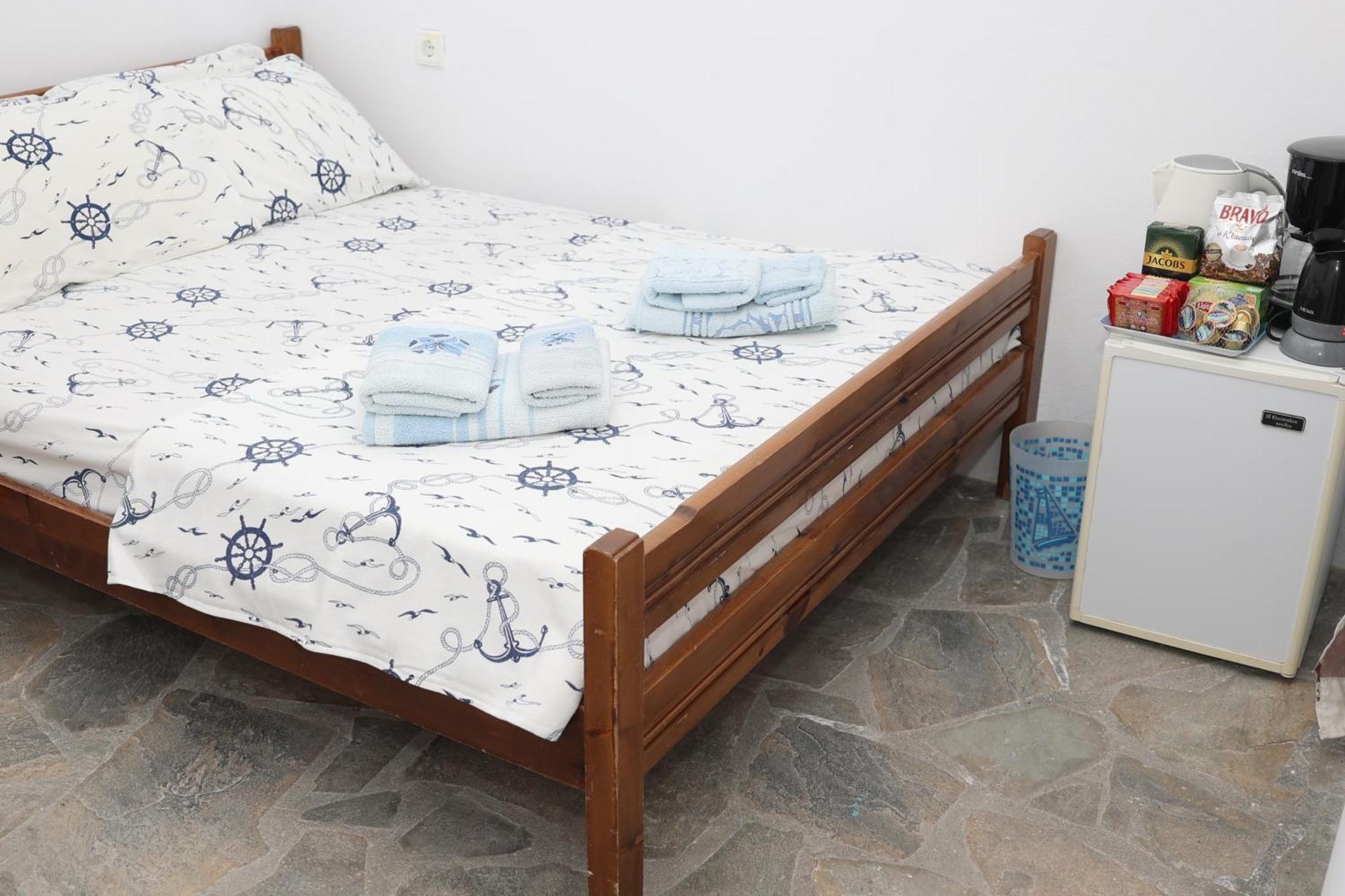 Δωμάτια Κόκκινος Πύργος Plomari Zewnętrze zdjęcie