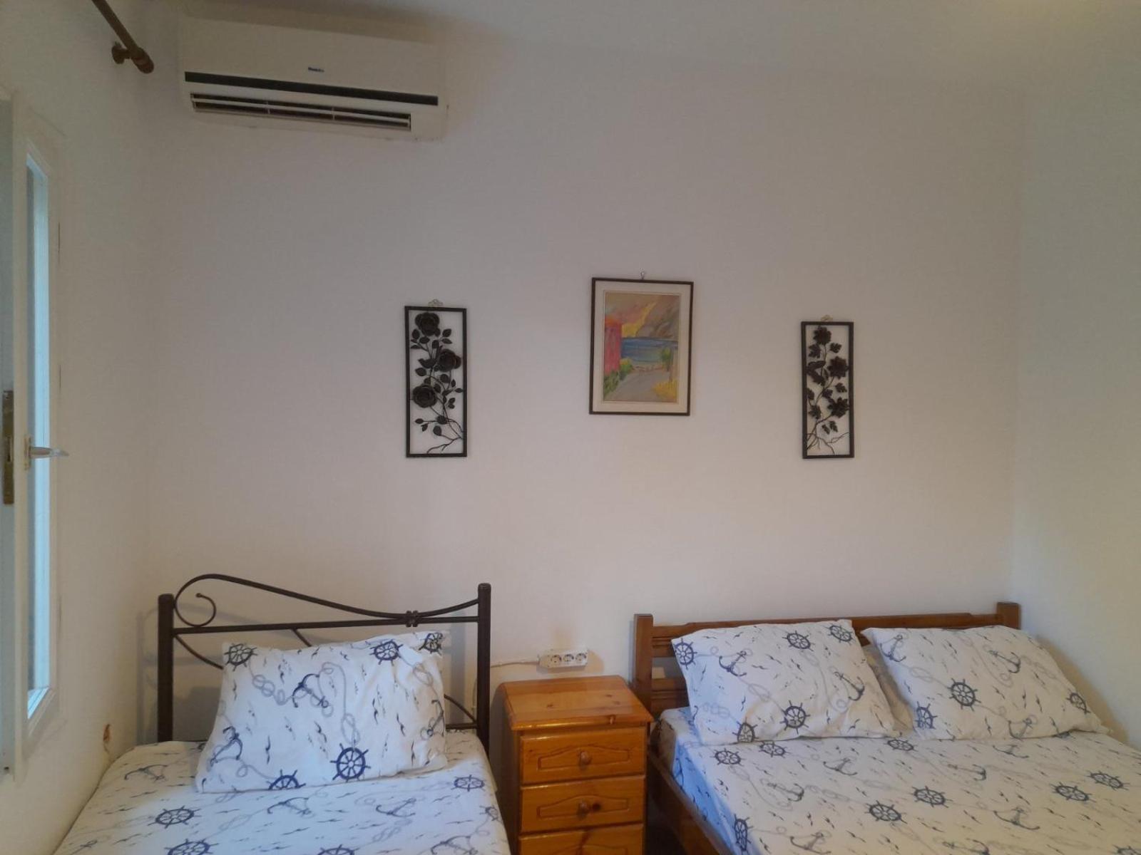 Δωμάτια Κόκκινος Πύργος Plomari Zewnętrze zdjęcie