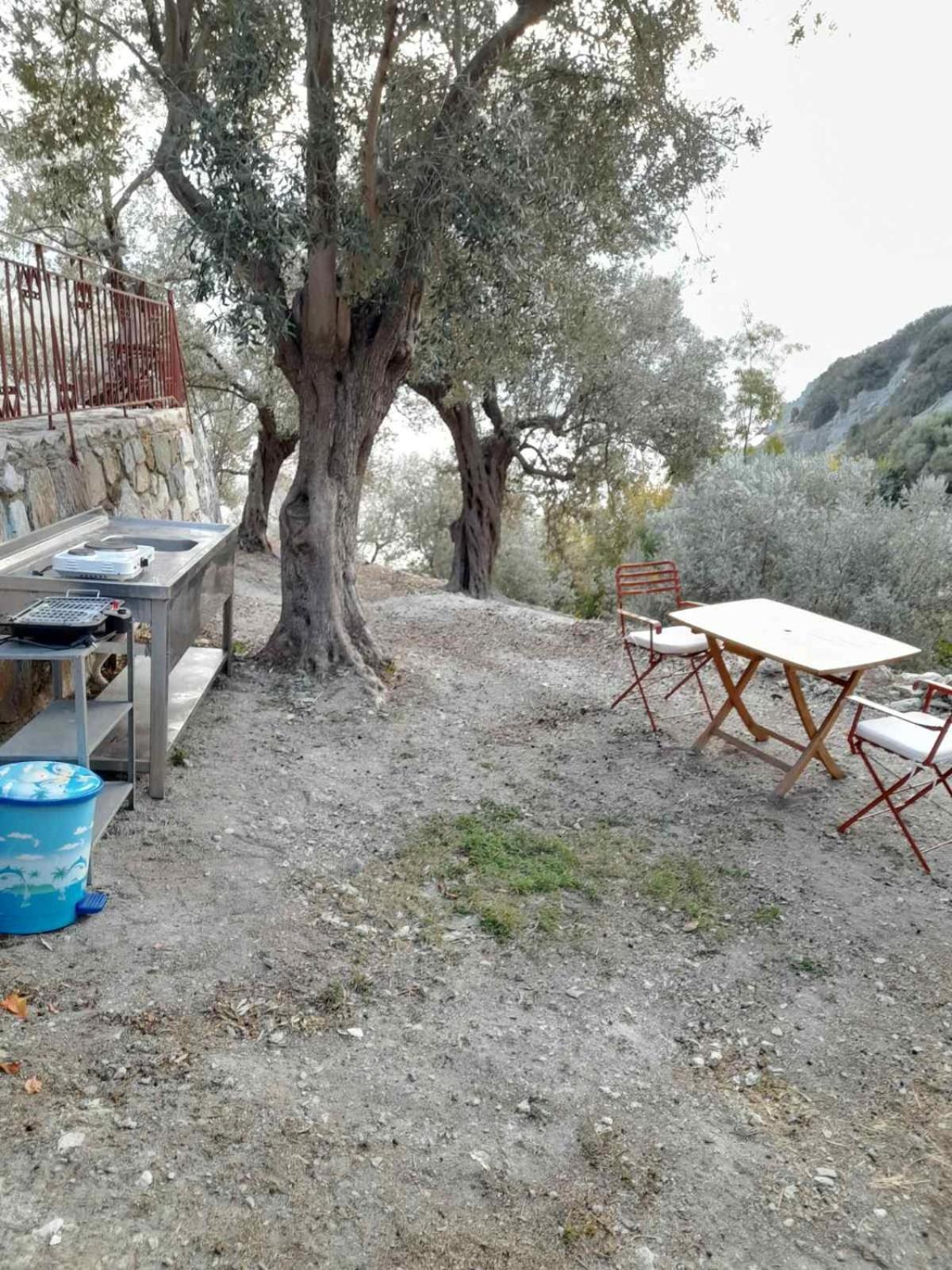 Δωμάτια Κόκκινος Πύργος Plomari Zewnętrze zdjęcie